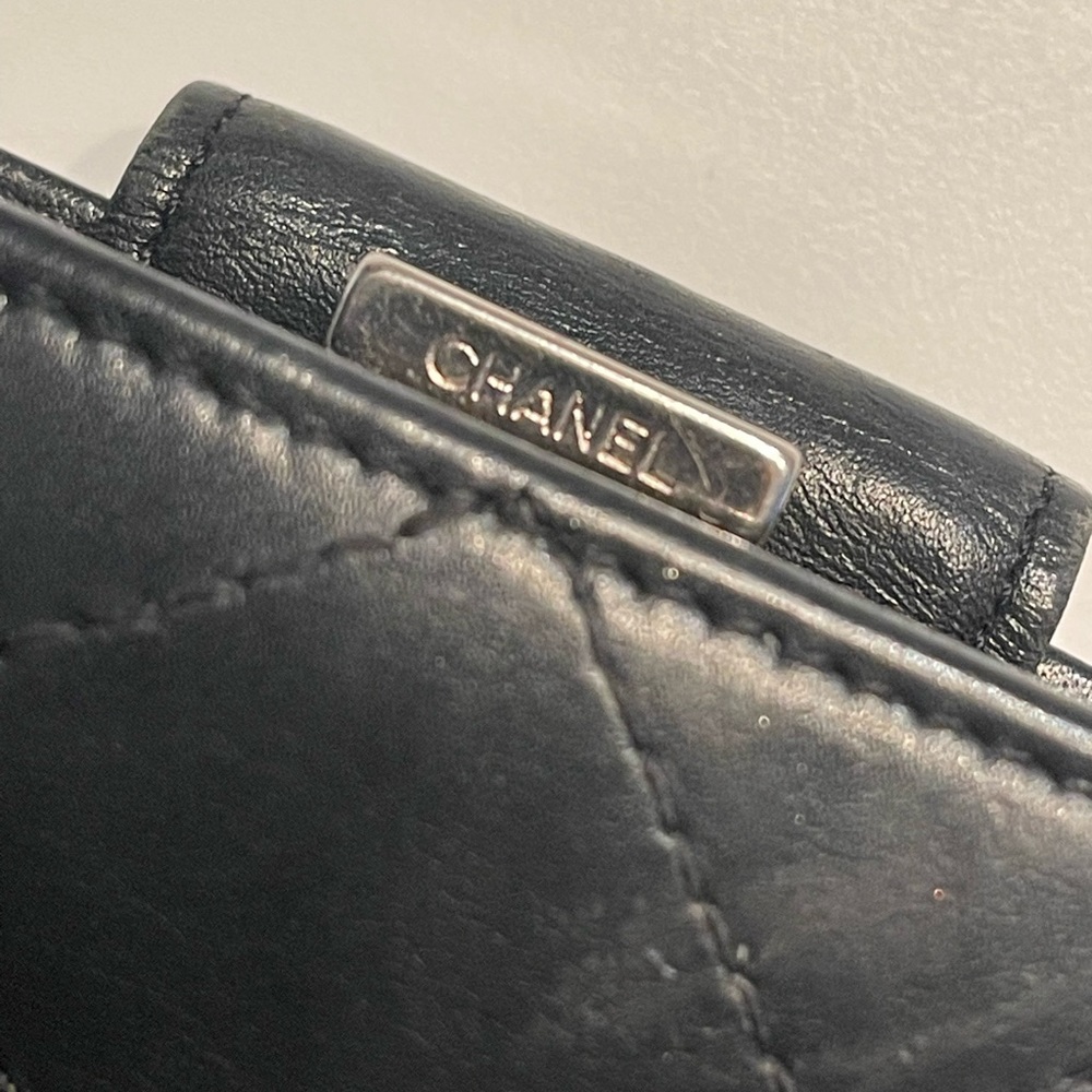 CC mark Chanel wallet it has been cleaned - Picture 12 of 16
